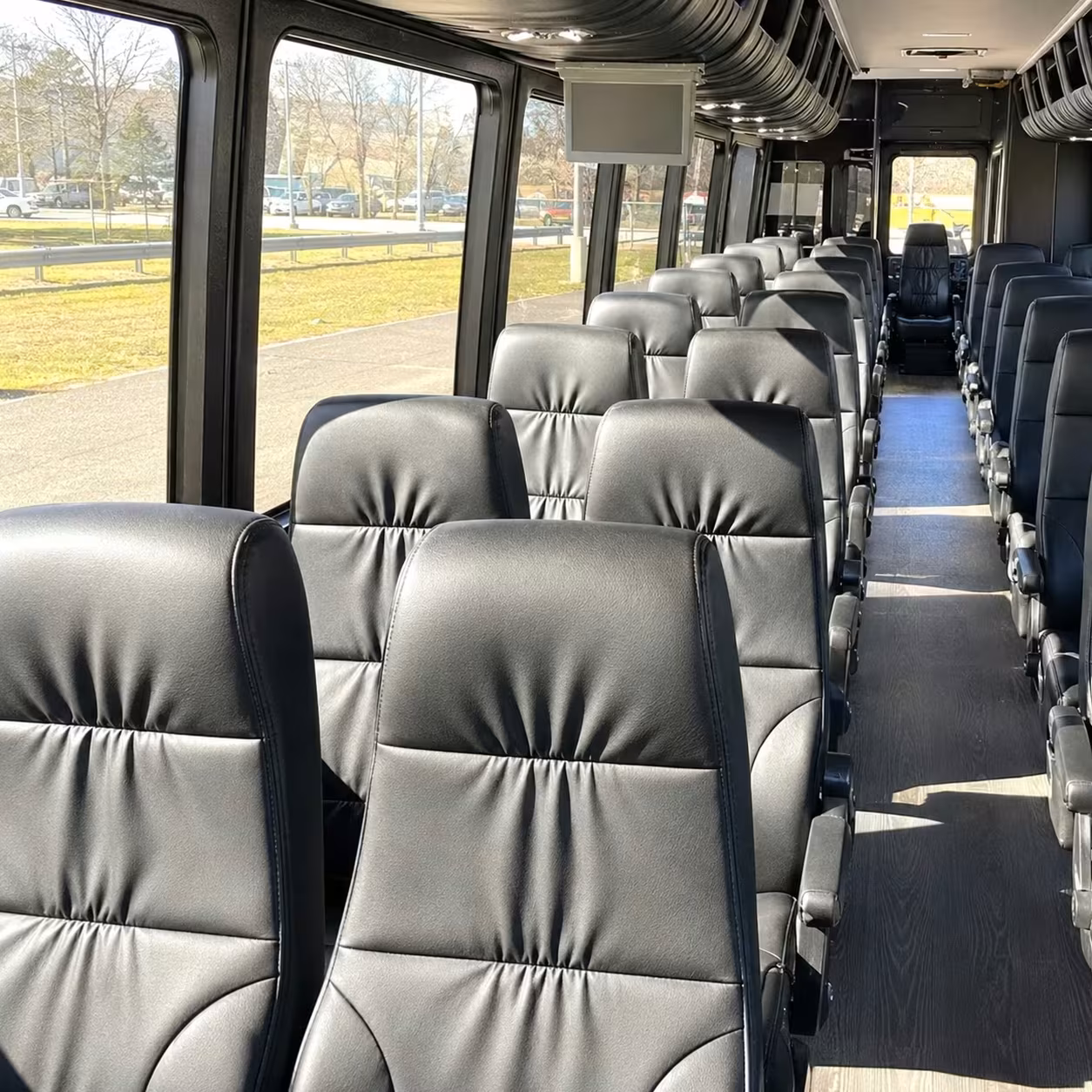 louisville bats minibus rentals at louisville slugger field