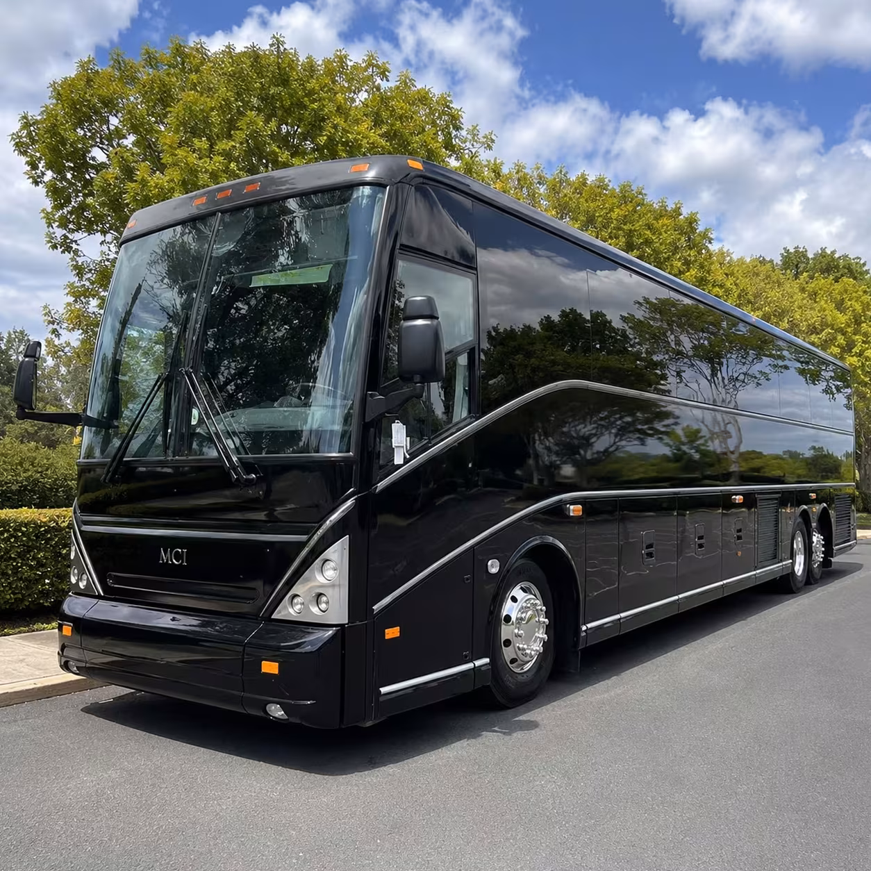 louisville corporate event bus rentals for conventions and offsites