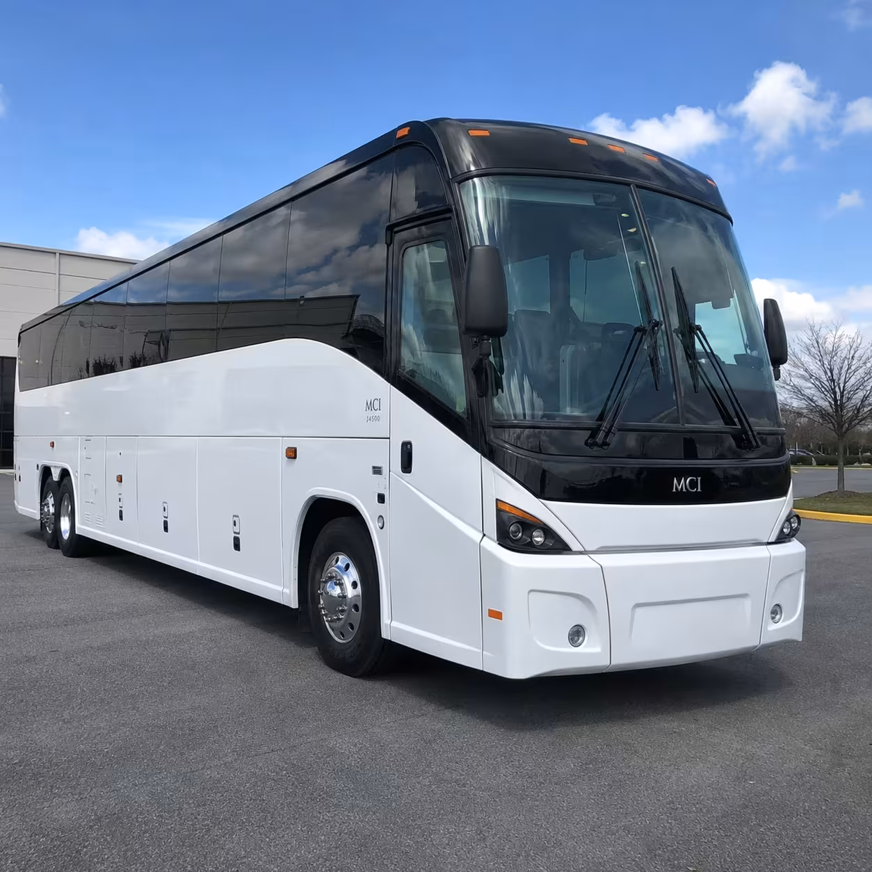 personnel shuttle buses between louisville and fort knox