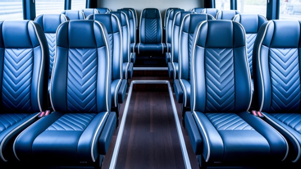 louisville 28 passenger minibus rental