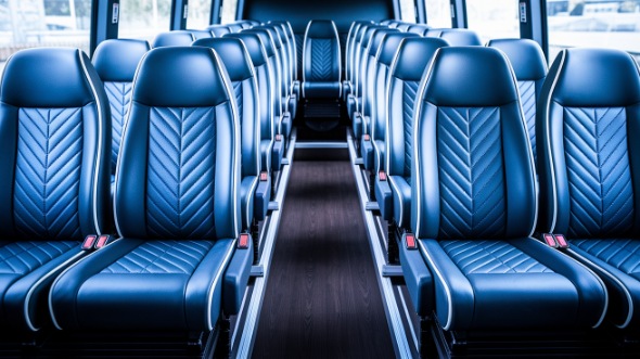 louisville 30 passenger minibus rental