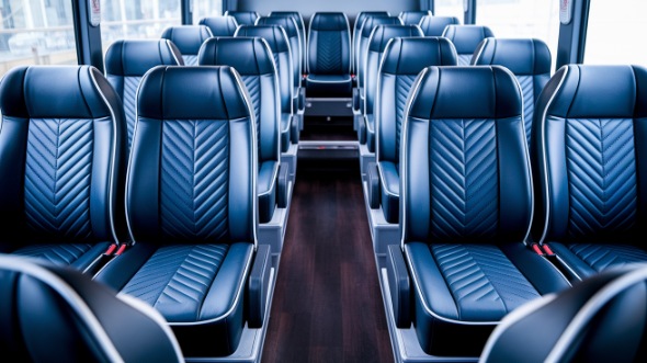 louisville 35 passenger minibus rental